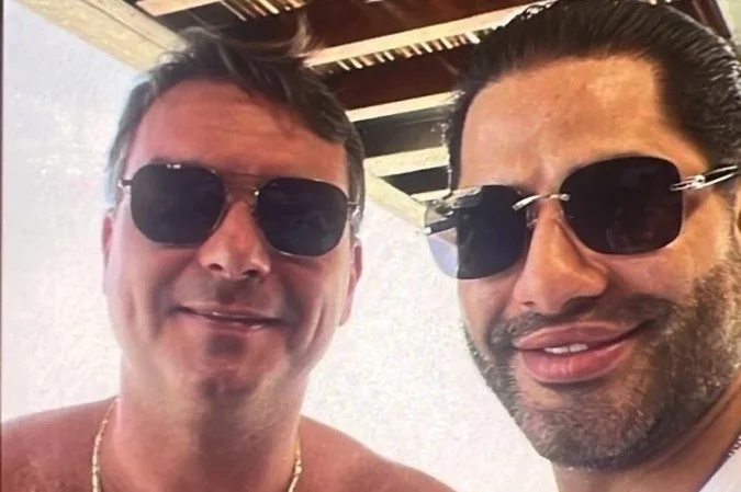 Crise de Imagem e Coesão Partidária: A Defesa de Flávio Bolsonaro e os Reflexos na Credibilidade Política