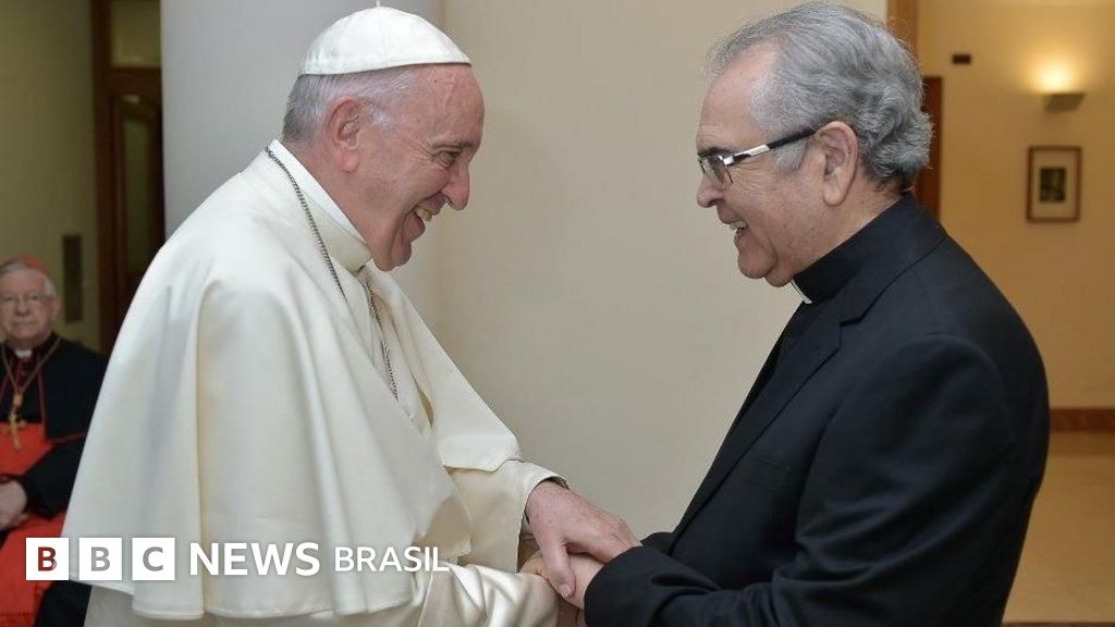 Padre Zezinho e o Embate de Eras no Catolicismo Brasileiro: A Luta entre Tradição e Renovação