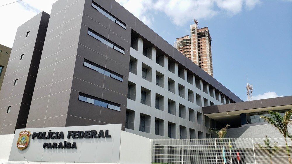 Bayeux Sob Análise: Fraude em Licitação Escolar Revela Desafios Críticos da Gestão Pública Regional