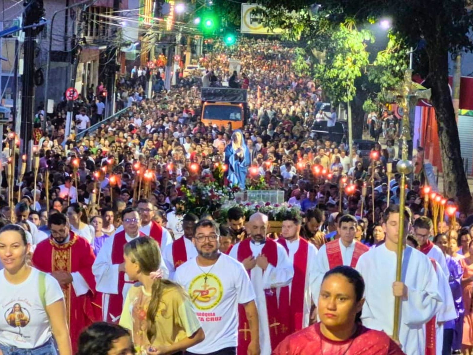 A Fé Que Transcende o Ritual: O Profundo Impacto da Procissão do Cristo Morto em Rio Branco