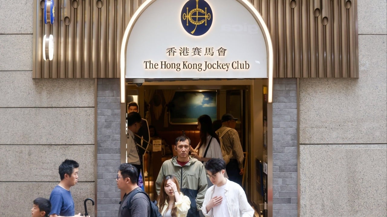 O Apelo Milionário da Loteria de Hong Kong: Um Retrato da Esperança e da Mobilidade Social Inatingível