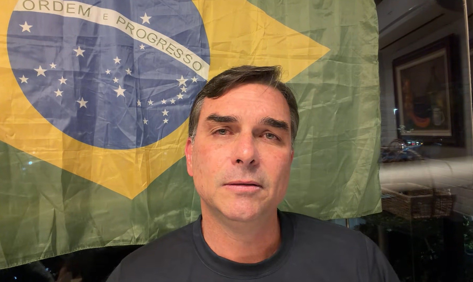 Fragmentação da Direita: Perda de Apoio de Flávio Bolsonaro Redesenha o Cenário Político