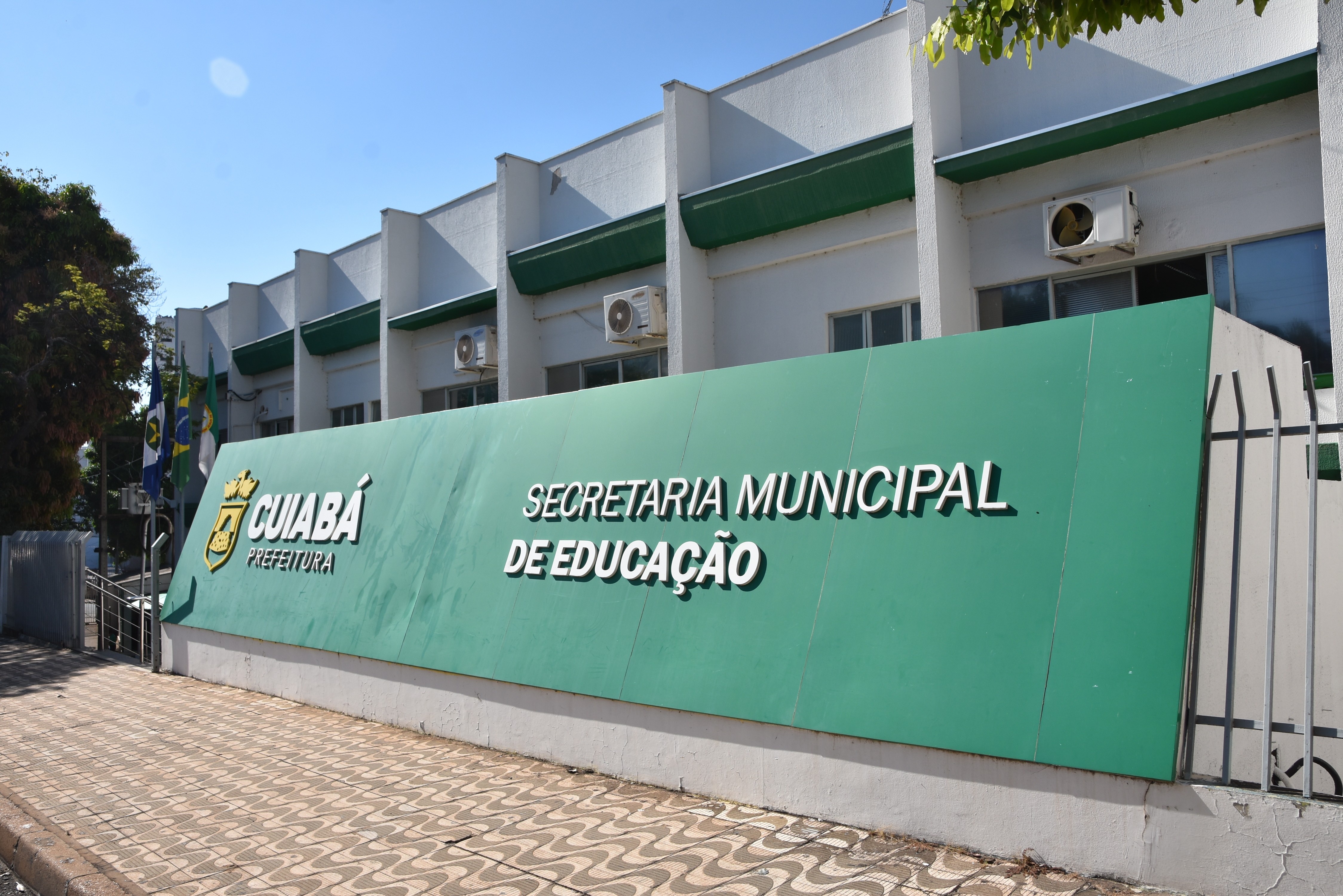 Cuiabá em Ponto de Virada: Como o Retorno de 60 Mil Estudantes Reconfigura a Dinâmica Urbana e a Mobilidade