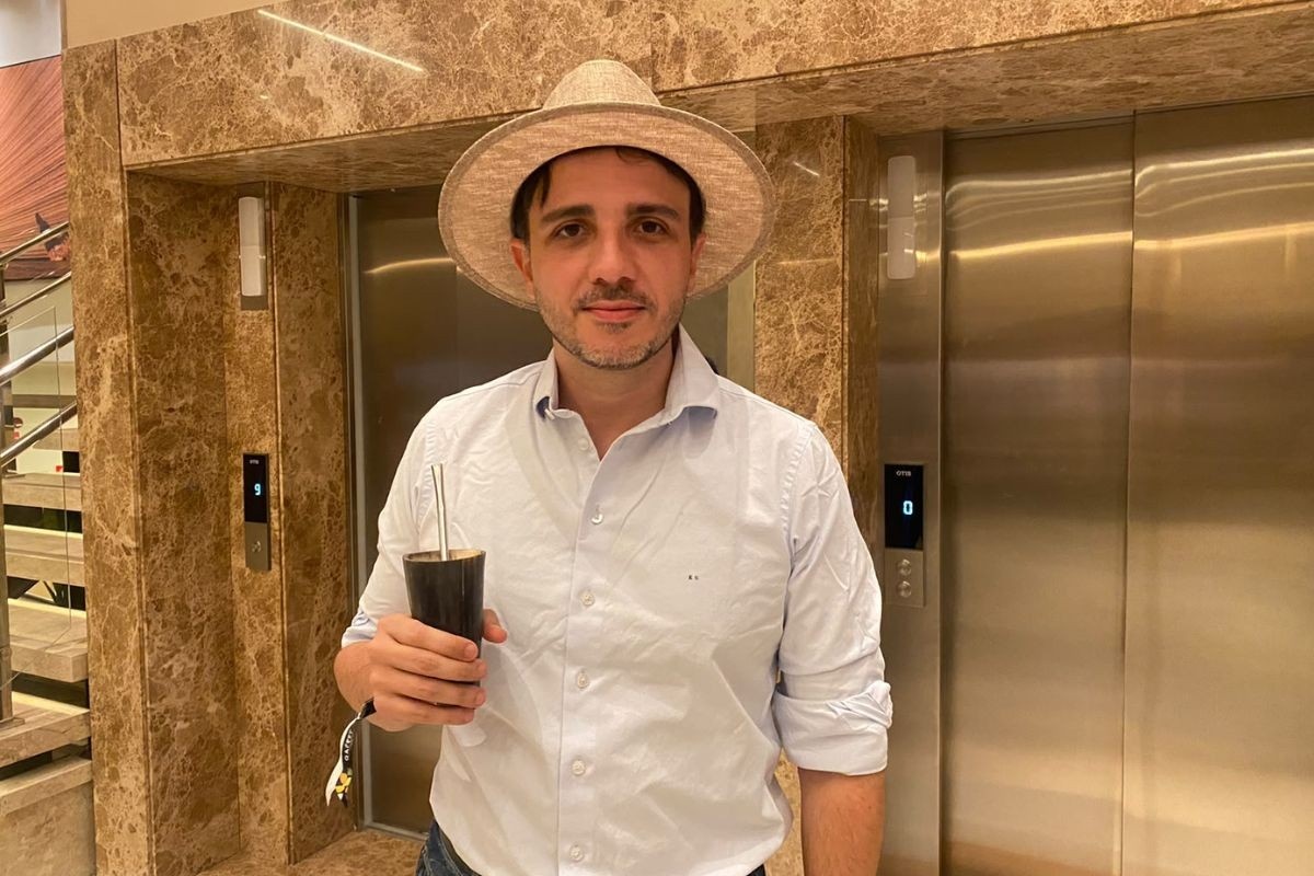 A Guinada de Renan Santos no Bolsa Família: Implicações Socioeconômicas para o Cenário Regional