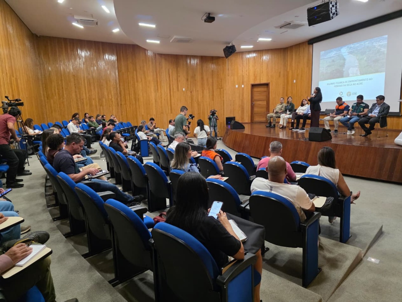 Acre Antecipa Cenário Crítico de Estiagem: A Lógica por Trás da Reunião de Emergência