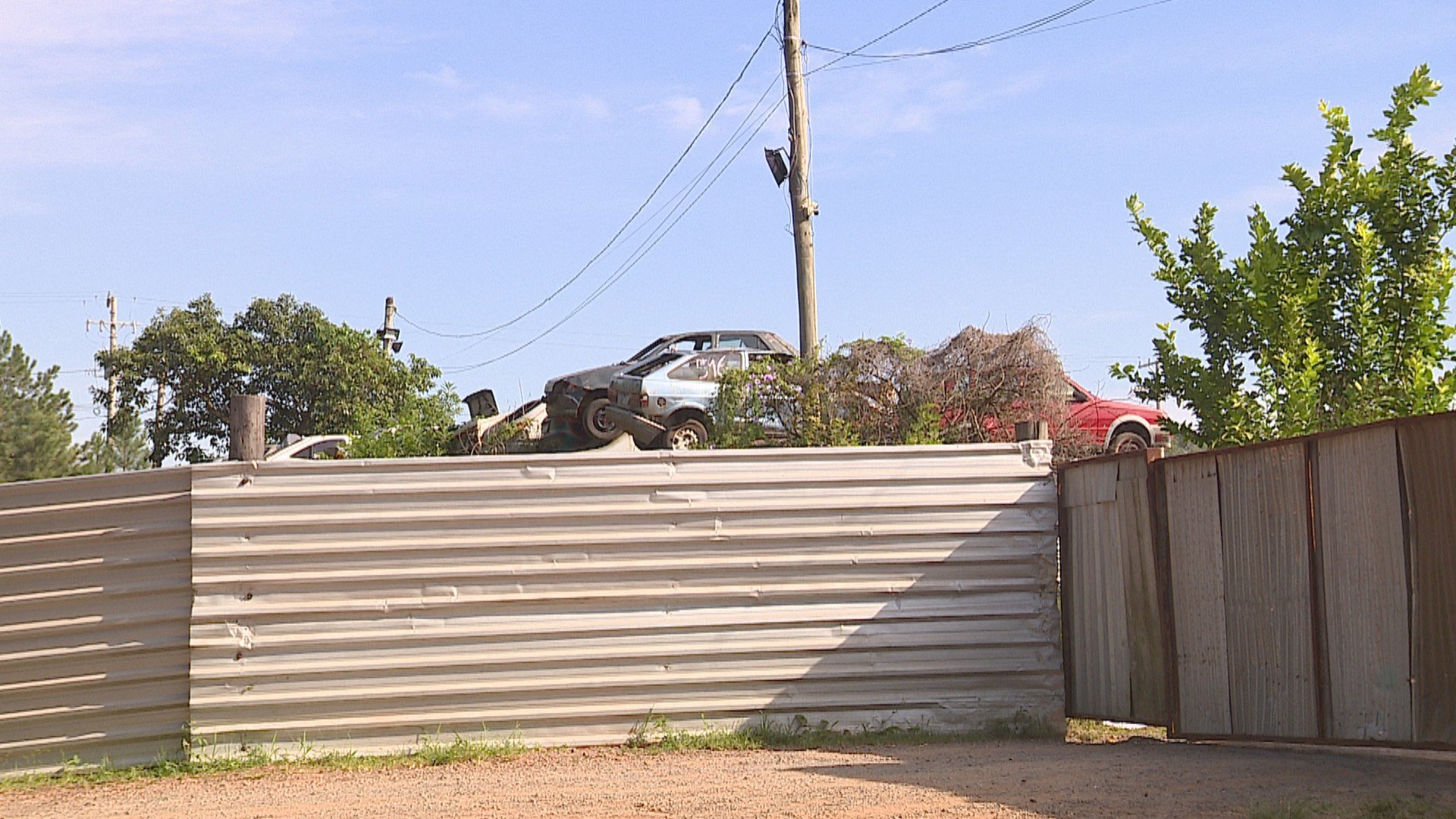 Réus são condenados por matar adolescente e jovem após furto de baterias em depósito do Detran no RS