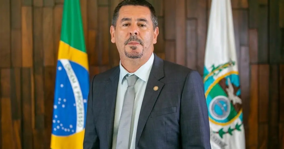A Conexão Perigosa: Investigação no Rio Revela Como o Crime Organizado Tenta Subverter a Representação Política