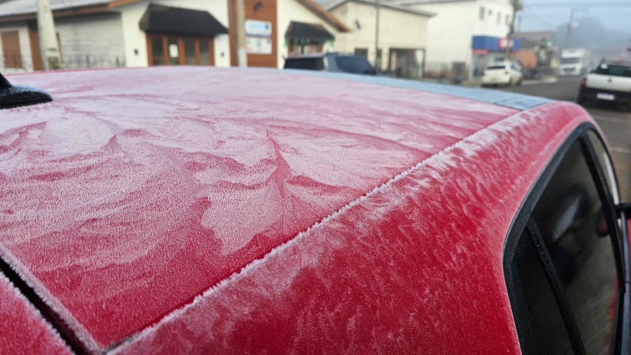 Gelo em Santa Catarina: Além dos Termômetros, as Implicações Reais do Frio Extremo
