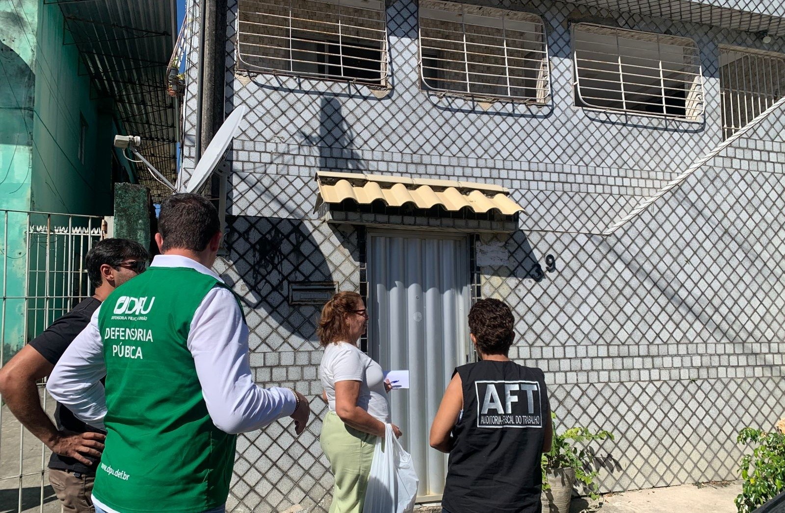 O Paradoxo Pós-Resgate: Por Que Vítimas de Trabalho Análogo à Escravidão Podem Desejar Retornar ao Cativeiro no Recife