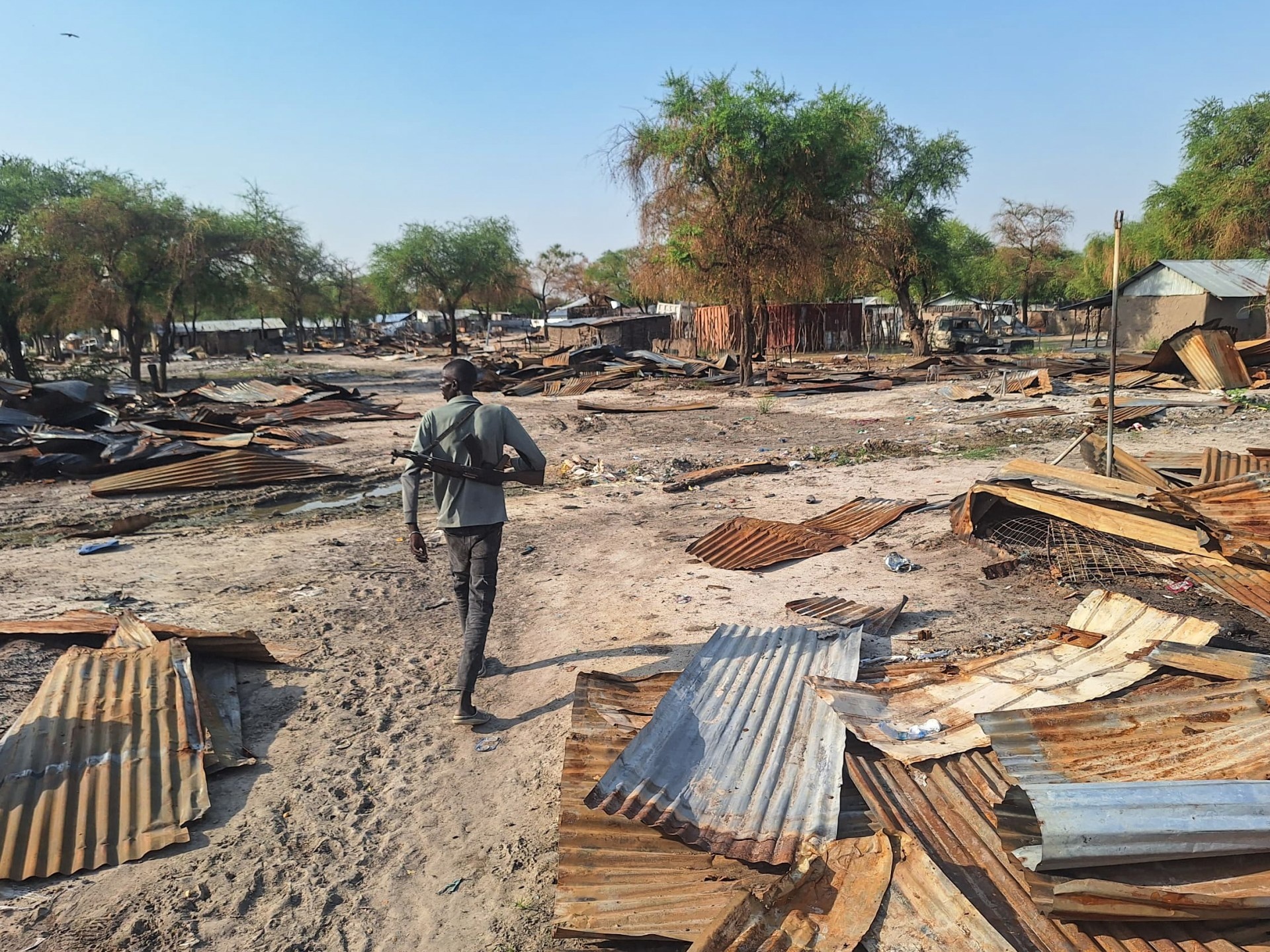 Crise no Sudão do Sul: Táticas de Terra Arrasada Aprofundam Calamidade Humanitária em Jonglei