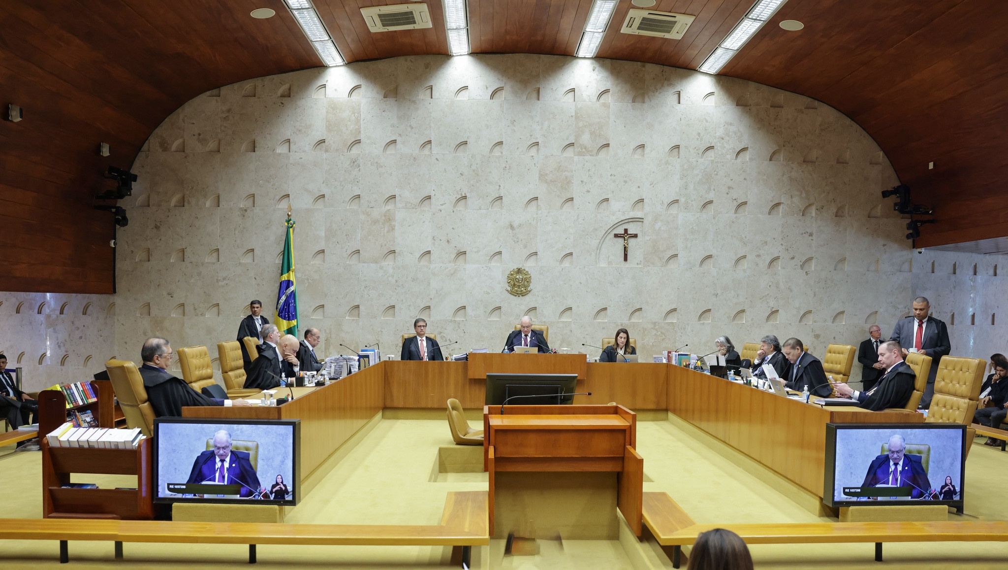 STF Define Novas Fronteiras para a Responsabilização de Big Techs no Brasil