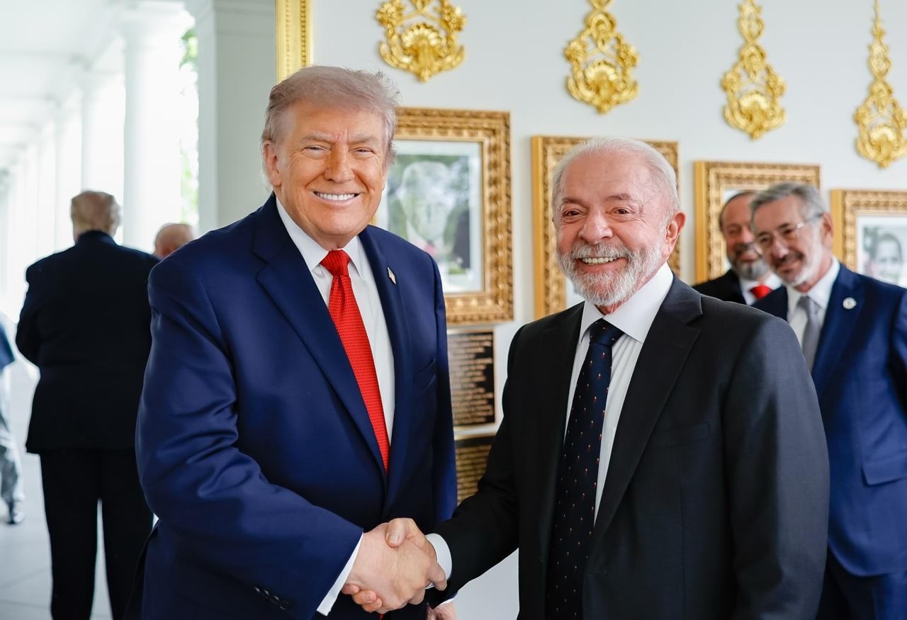Guerra da Verdade e Tarifaço: A Resposta Brasileira à Pressão Comercial dos EUA