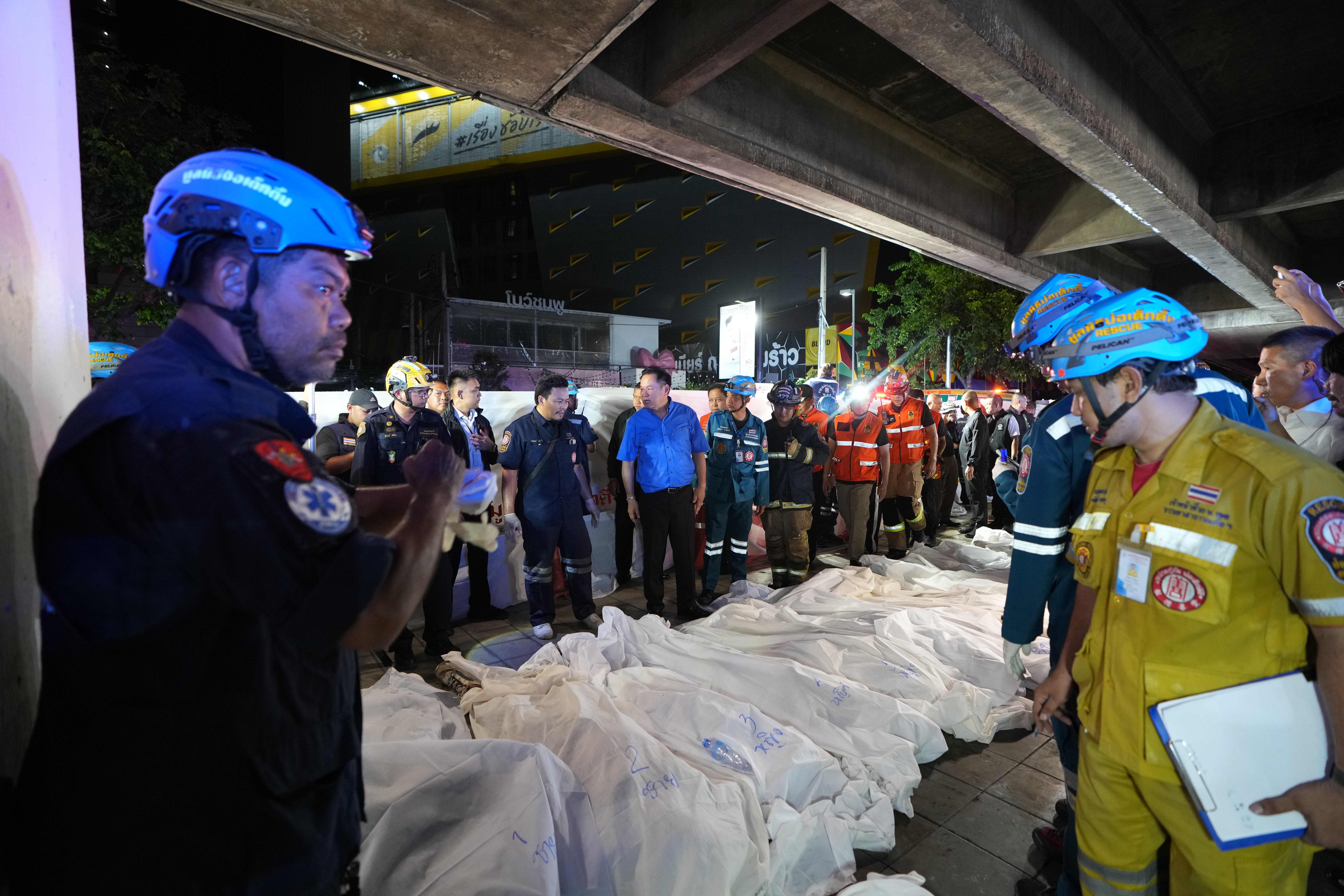 Tragédia em Bangkok: Incêndio Fatal em Bar Expõe Falhas Críticas na Segurança Global