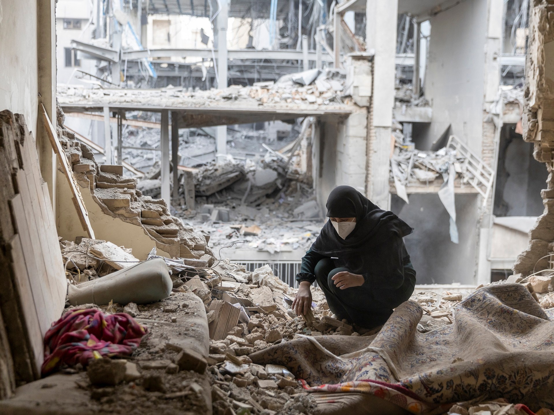 A Escalada Oculta: Os US$ 12 Bilhões do Conflito Irã-EUA e o Preço da Incerteza Global