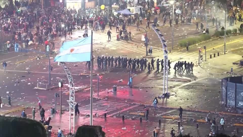 Argentina: Derrota na Final da Copa Provoca Conflitos e Feriado Nacional