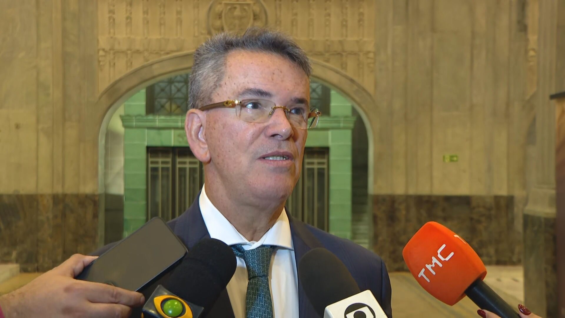 TRE-RJ Intensifica Vistoria Contra Infiltração Criminosa: Implicações na Segurança e Gestão Pública