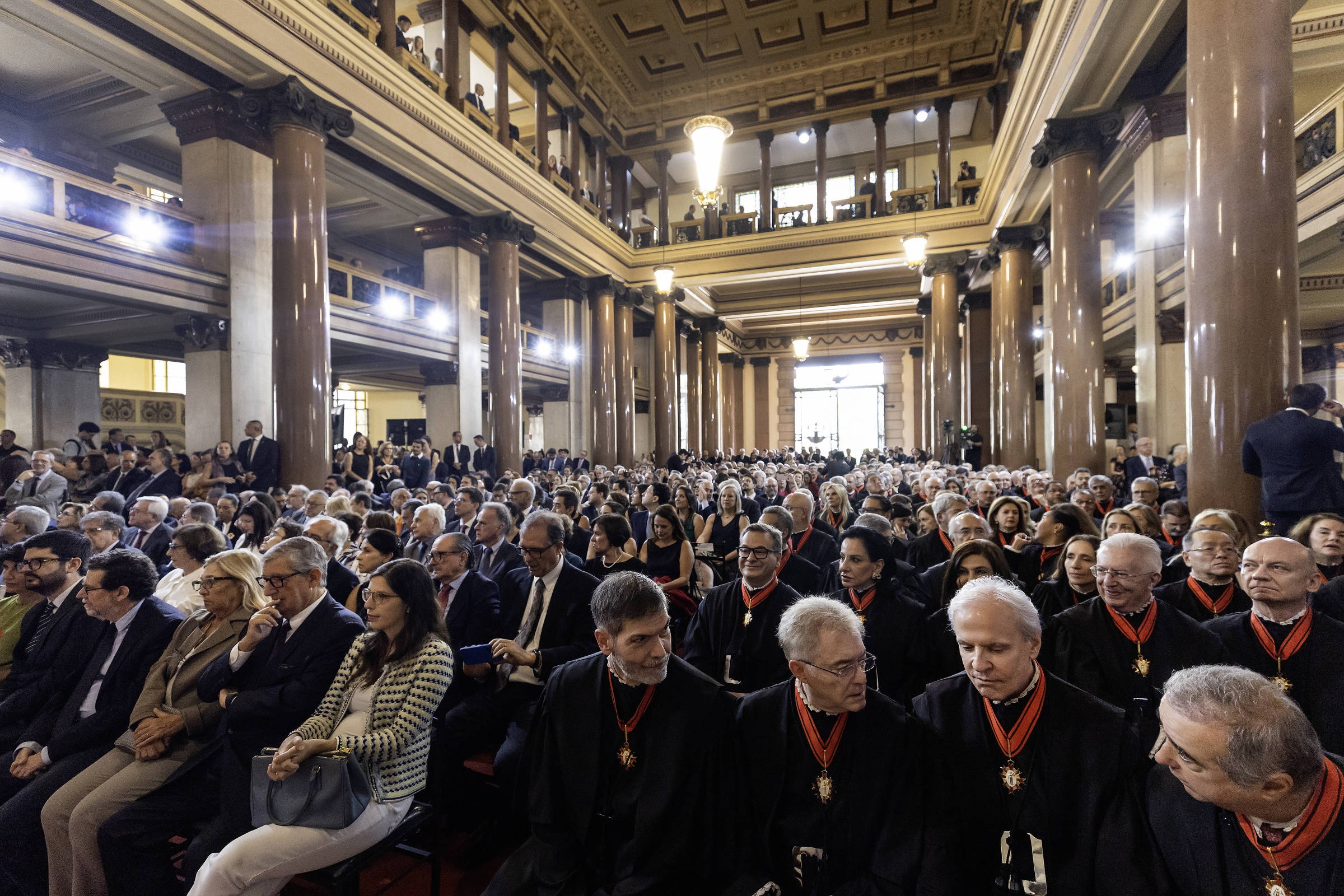 Judiciário Estadual: Pagamentos Acima do Teto Constitucional Atingem R$ 11 Bilhões em Levantamento Recente