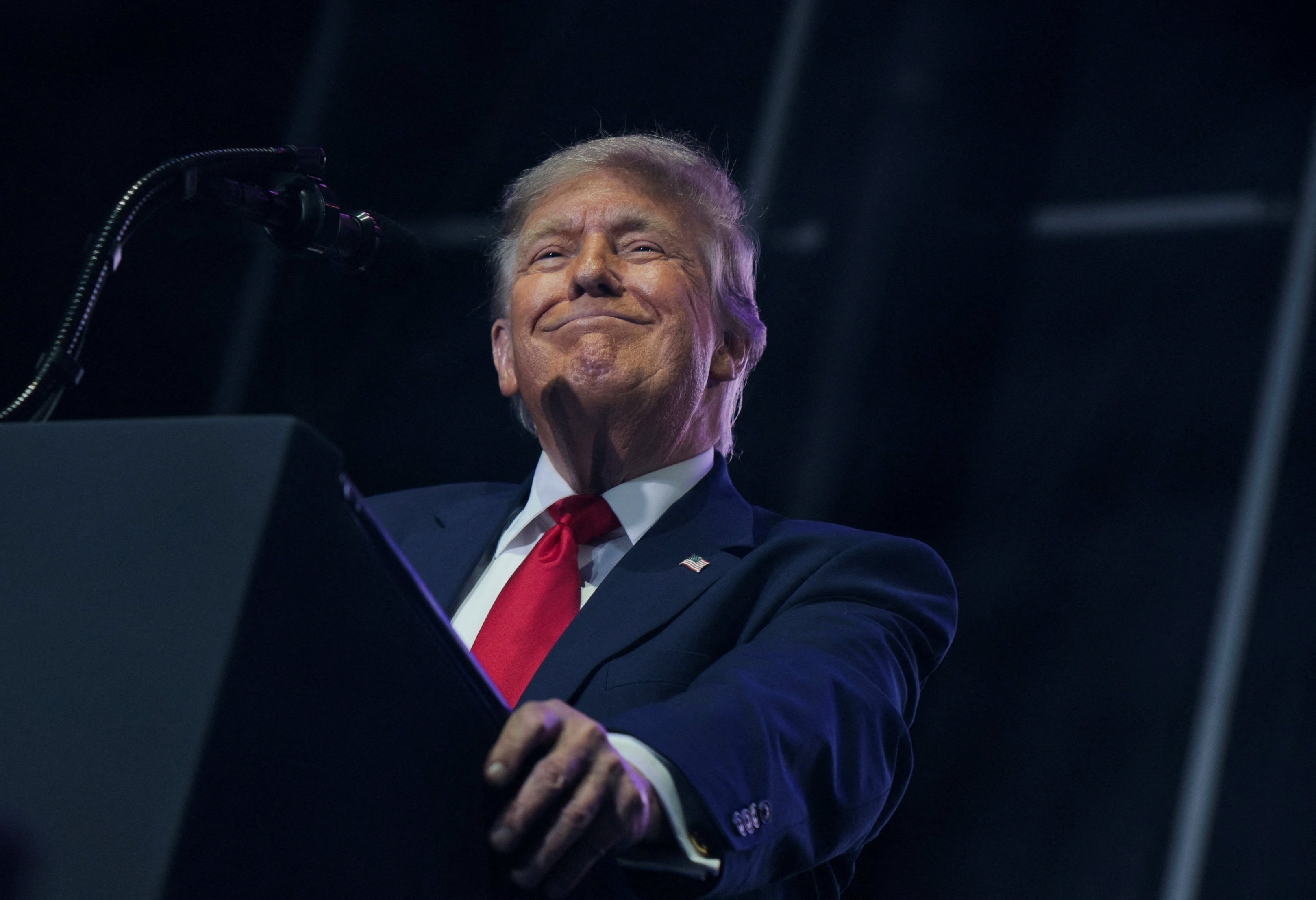 O Equilíbrio de Poderes na Economia Americana: Suprema Corte Redefine Limites Presidenciais sobre Agências Reguladoras