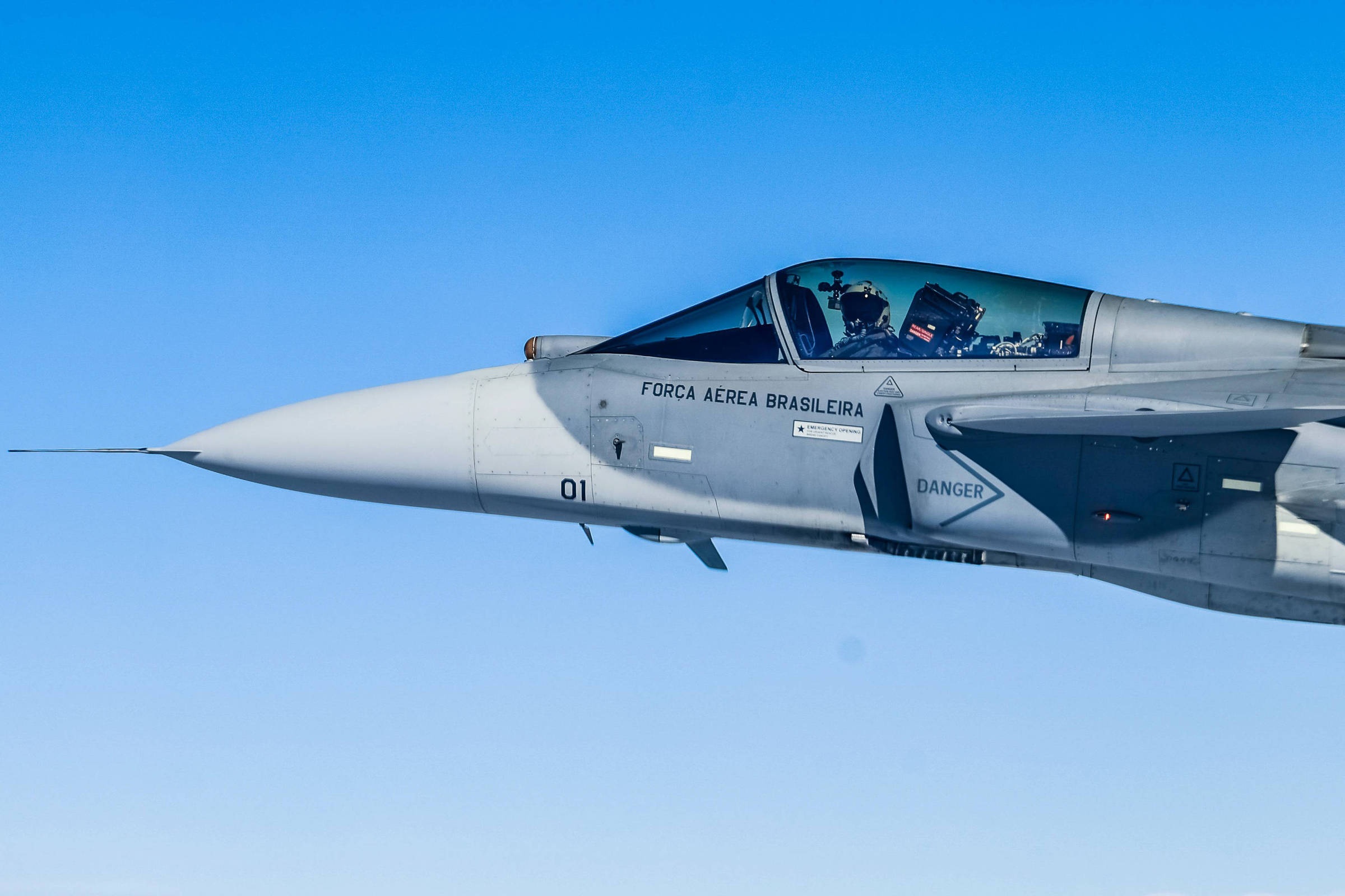 A Geopolítica de Trump e a Reconfiguração Global da Indústria de Defesa