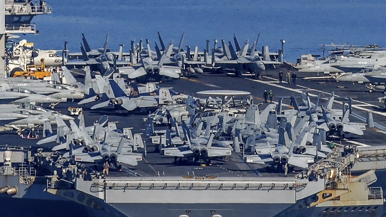 Porta-Aviões USS Gerald R. Ford Retorna a Porto: Análise das Implicações Geopolíticas e de Defesa