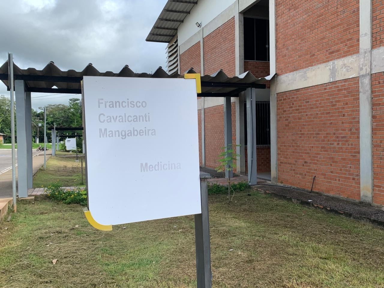 Ufac e o Novo Vestibular de Medicina: A Batalha pela Autonomia Educacional e o Futuro da Saúde no Acre