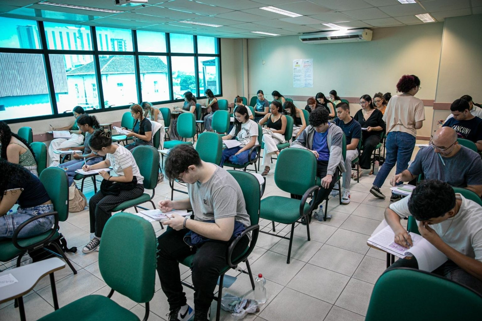 Expansão da UEA Reconfigura Acesso ao Ensino Superior e o Futuro do Amazonas