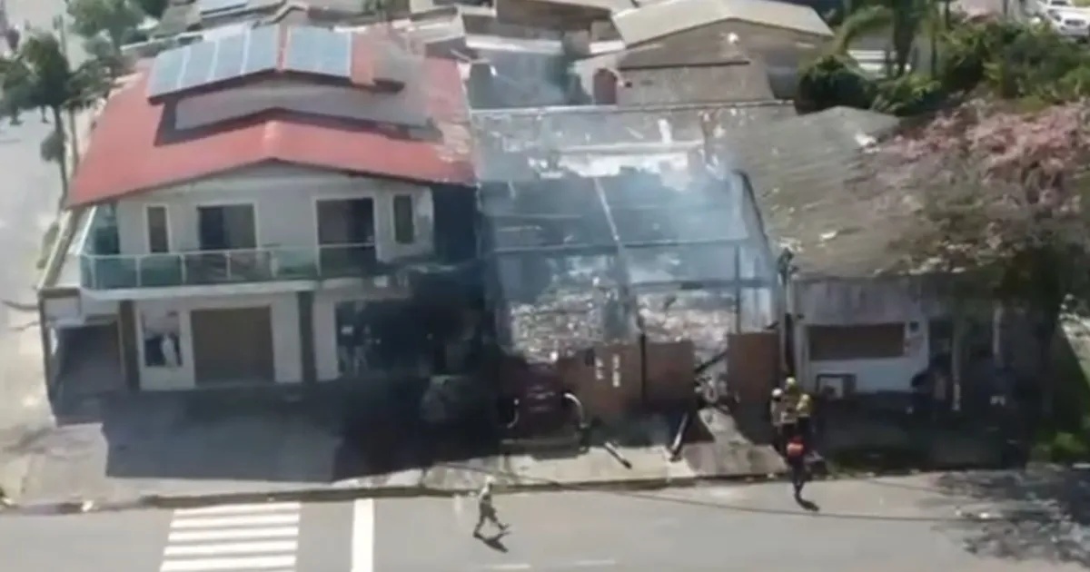 Segurança Aérea e Urbanização: A Queda em Capão da Canoa e Seus Efeitos Estruturais