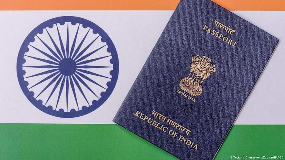 Passaporte Indiano: A Incerteza da Cidadania em uma Nação em Transformação