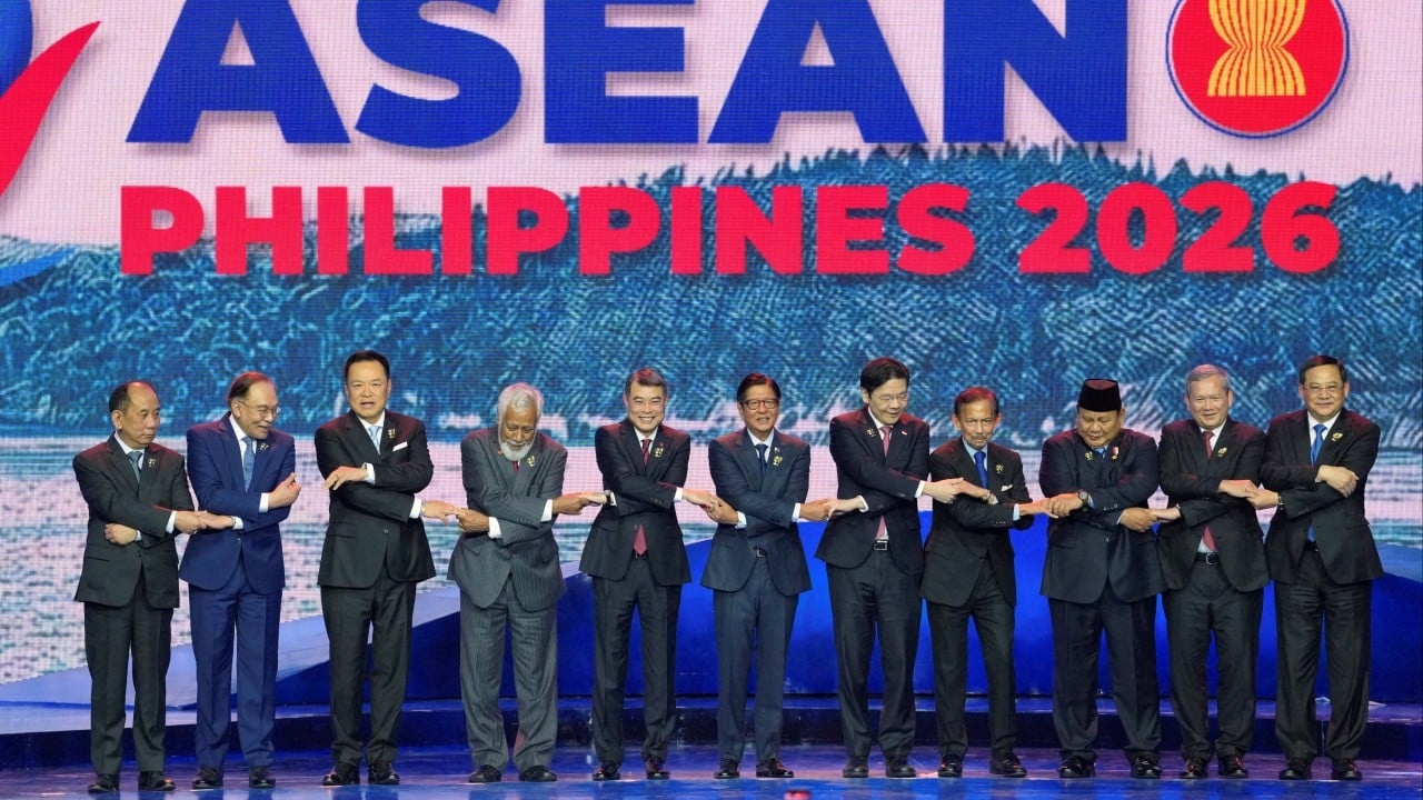 A Nova Rota do Comércio Global: Canadá e ASEAN Reconfiguram Equilíbrios Econômicos