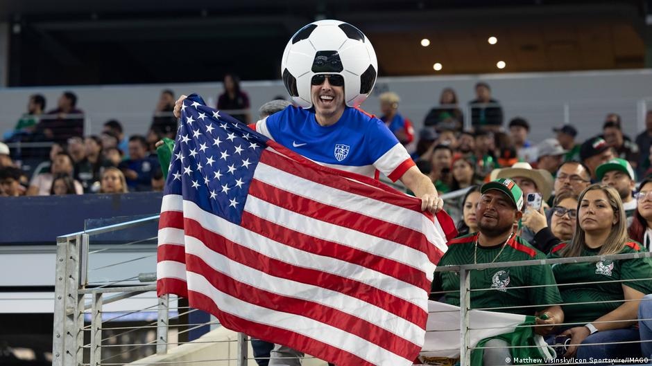 Copa do Mundo de 2026: Alto Custo e Desafios de Acesso Ameaçam a Essência do Espetáculo Global