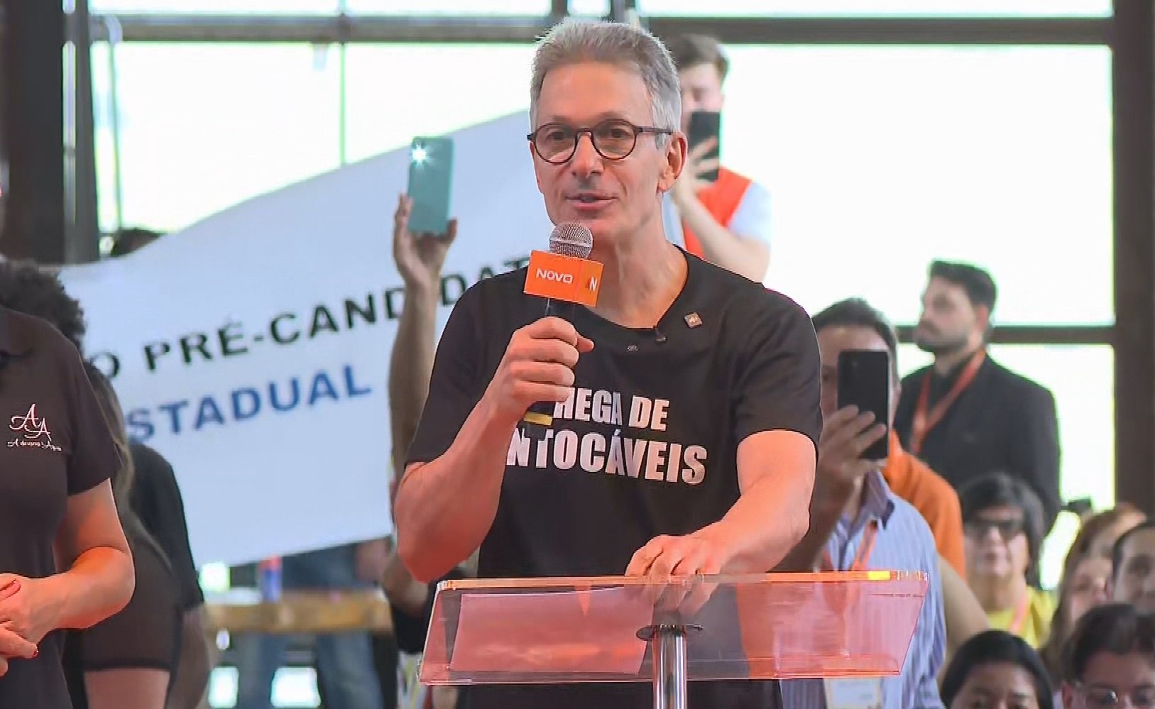 Zema Reavalia Postura em Caso Flávio Bolsonaro: As Implicações para a Política Mineira